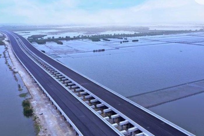 Konstruksi fisik tol Semarang-Demak Seksi 2 sebentar lagi selesai, dengan progres 98 persen.