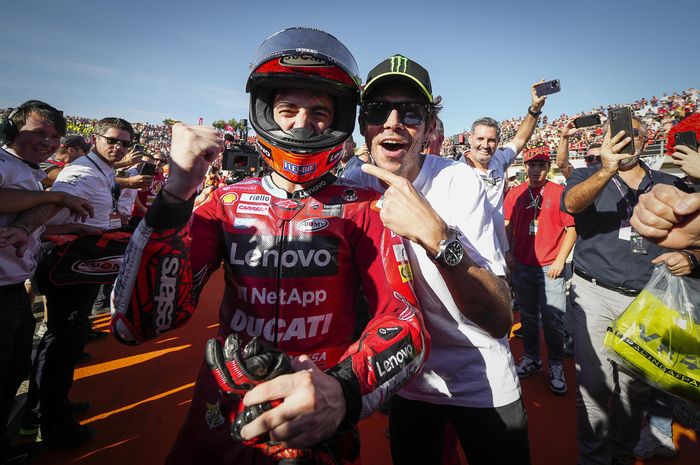 Raih gelar juara dunia MotoGP 2022, Pecco Bagnaia alias Francesco Bagnaia ungkap komentar menyentuh tentang Valentino Rossi
