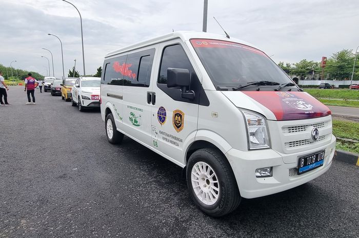 DFSK Gelora E ikuti touring kendaraan listrik Jakarta-Bali yang diinisiasi Kementerian Perhubungan.