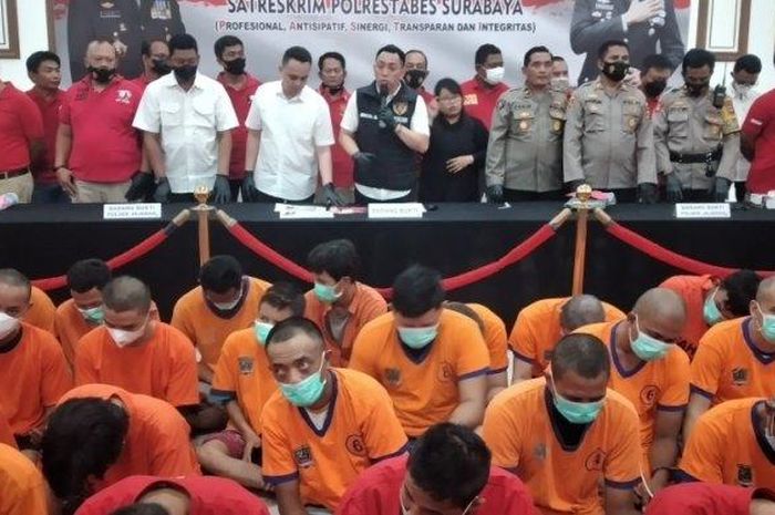 Polresta Surabaya press conference setelah meringkus 74 sindikat maling motor dengan melibatkan anak di bawah umur
