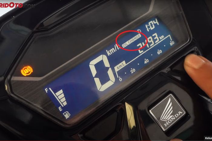Indikator Oil Change di Honda Vario 160 muncul setiap interval penggantian oli mesin