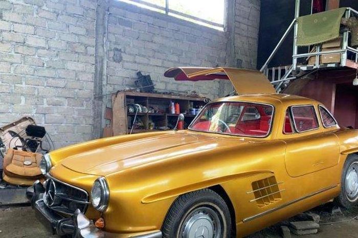 Builder asal Yogyakarta, Suharyanto bikin replika Mercedes-Benz 300 SL Gullwing.