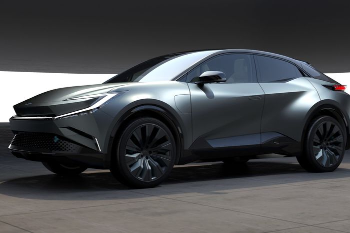 Toyota telah memperkenalkan mobil listrik konsep Toyota bZ Compact SUV di ajang Los Angeles Auto Show 2022.