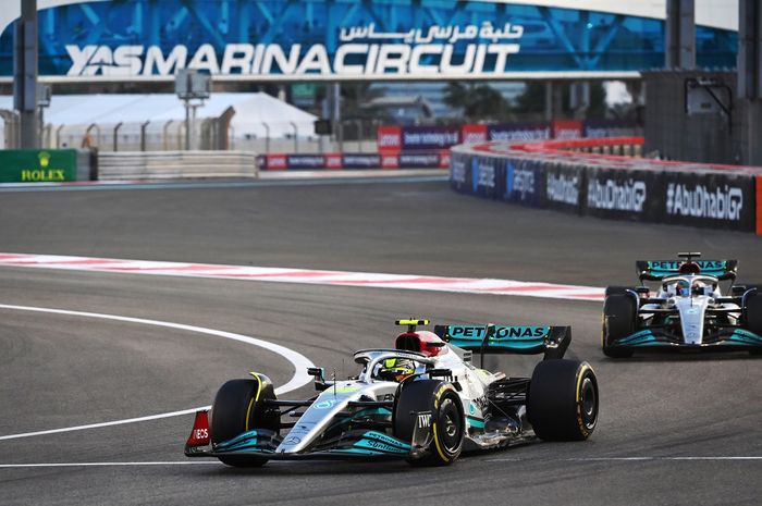 Max Verstappen juara F1 Abu Dhabi 2022, Lewis Hamilton gagal finis
