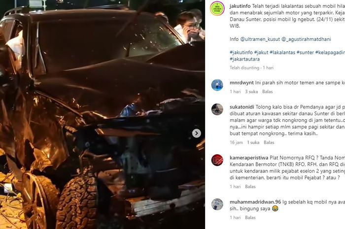 Toyota Land Cruiser VX 200 tebas sembilan motor di kawasan Sunter Selatan, Jakarta Utara