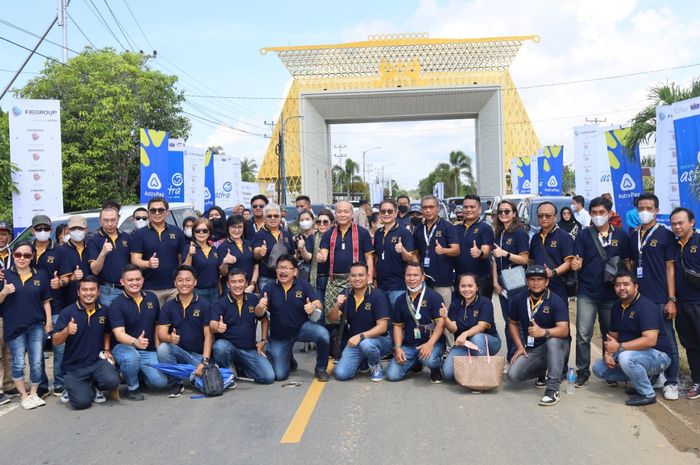 Peresmian gerbang Mahligai Pesisir pada Minggu, 27 November 2022 di perbatasan Singkawang-Sambas.