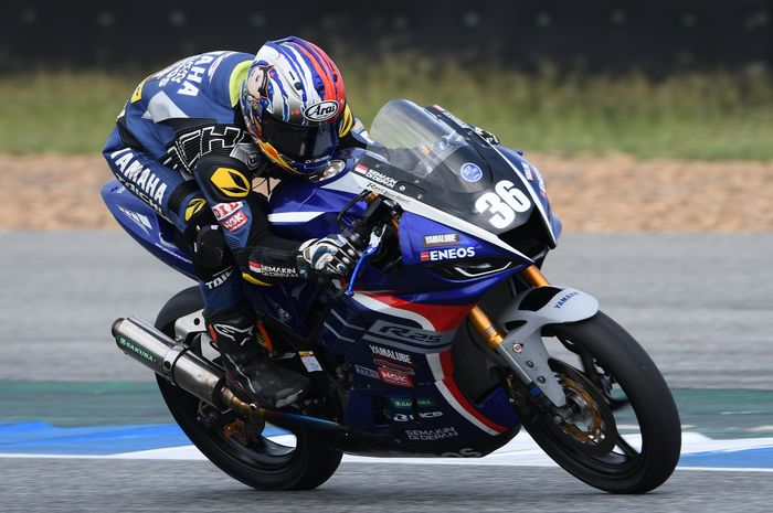 M. Faerozi kembali menunggangi Yamaha R25 pada tes ban ARRC 2023 di Buriram. Tanda akan turun kelas di musim depan?