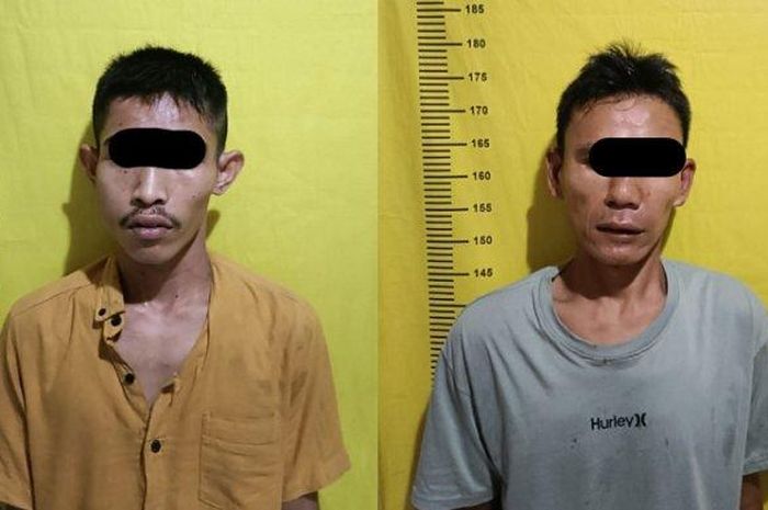 Dua tersangka pelaku spesialis maling motor yang ditangkap Polres Metro Tangerang Kota di kawasan Ciledug, Kota Tangerang, Rabu (30/11/2022). 