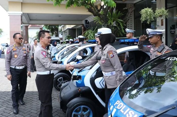 Enam Renault Twizy Untuk patroli saat acara pernikahannya Kaesang Pangarep.