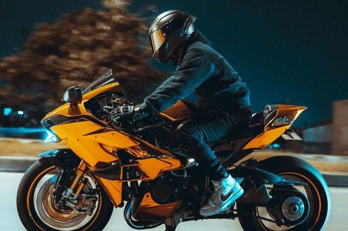Doni Salmanan yang kendarai Kawasaki Ninja H2, harga motor barunya berapa ya?