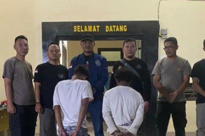 Kakak beradik ditangkap petugas  jajaran Polres Tanggamus Polda Lampung karena kasus pencurian Yamaha Jupiter Z.