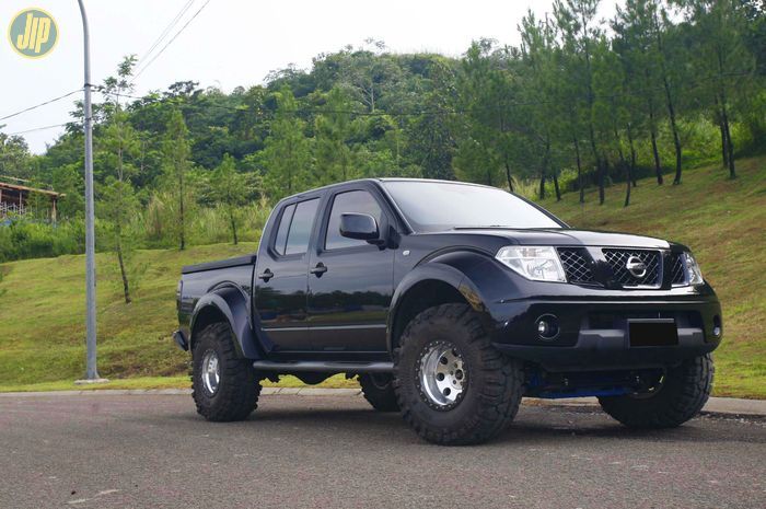 Modifikasi Nissan Navara