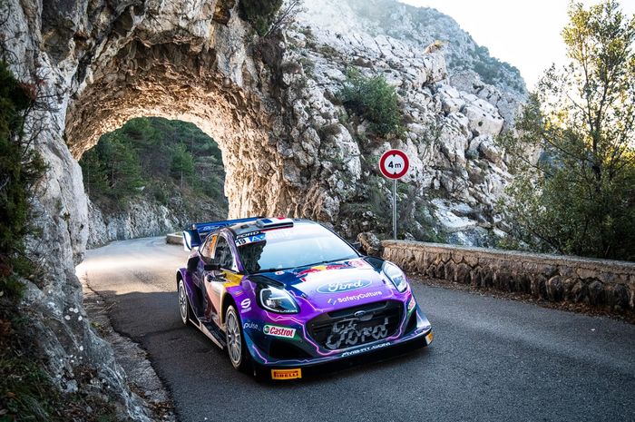 Sebastien Loeb akan melewatkan Reli Monte Carlo 2023 karena mepet dengan Reli Dakar 2023