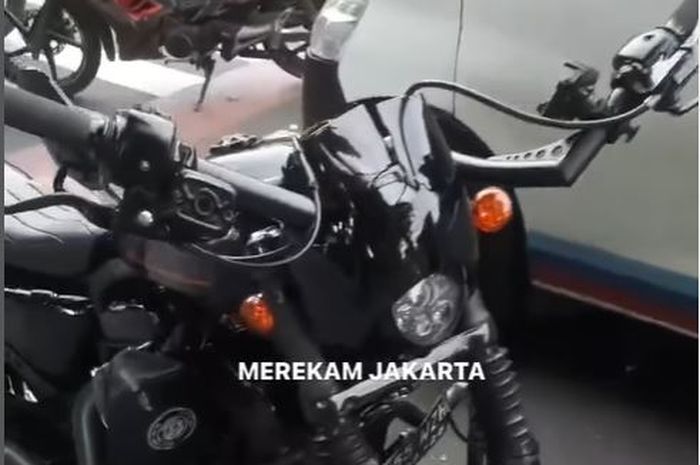 Pengendara Harley-Davidson Forty-Eight tabrak nenek penjual tisu hingga tewas di Jl HOS Cokroaminoto, Menteng, Jakarta Pusat