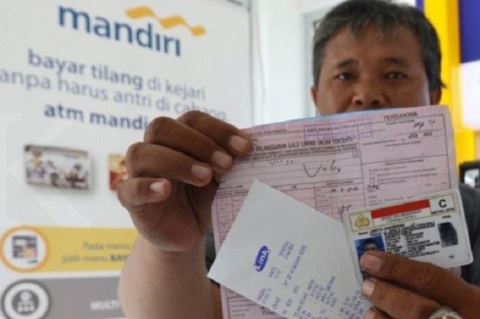 Ilustrasi cara mengurus kelebihan bayar tilang elektronik atau mengambil kelebihan sisa titipan denda tilang bisa diambil di Bank BRI terdekat.