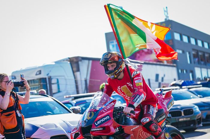 Akankah Pecco Bagnaia memakai nomor 1 di MotoGP 2023?