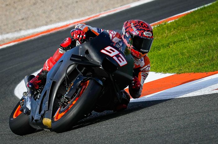 Marc Marquez dianggap kurang bisa mengembangkan motor Honda