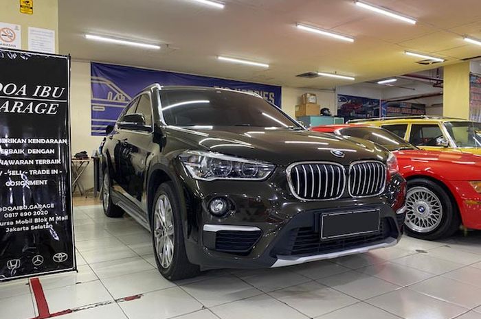 Bagian depan BMW X1 2018 trim sDrive18i xLine