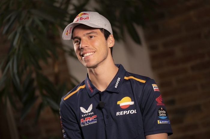 Joan Mir dengan seragam Repsol Honda
