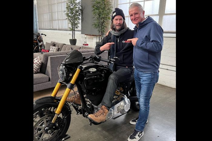 Paolo Ciabatti dan Keanu Reeves