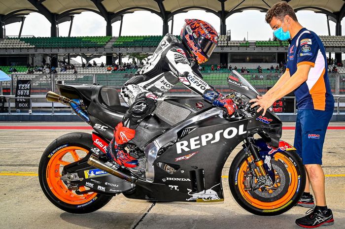 Jurnalis kesal, dilarang ikut dalam shakedown test dalam serangkaian tes pramusim MotoGP 2023 di Sirkuit Sepang