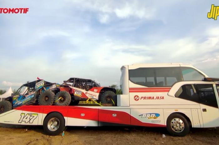 Bus Towing tim Primajasa BRD Offroad, tampilan unik bukan seperti towing biasa.