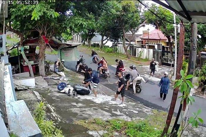 Aksi geng motor sempat viral ketika melakukan penyerangan di Jalan Cinde Raya, Kota Semarang, pada Minggu (15/01/2023).