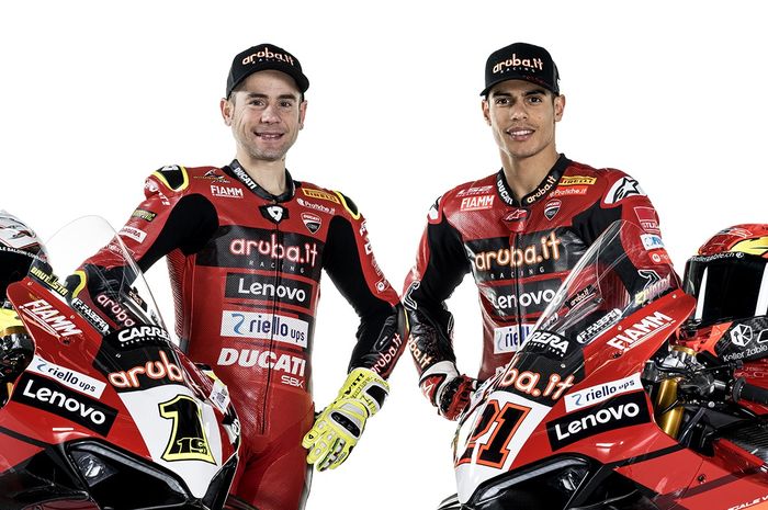 Tim Aruba.it Racing - Ducati WorldSBK 2023, menampilkan Alvaro Bautista dan Michael Ruben Rinaldi