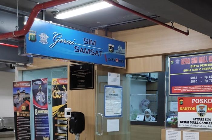 Perpanjang pajak kendaraan bermotor bisa ke Gerai Samsat yang ada di mall