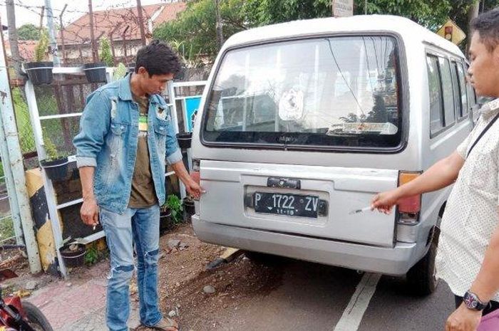 Suzuki Carry hasil curian ditinggal si pencuri