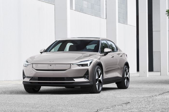 Mobil baru listrik Polestar 2 mendapatkan penyegaran.