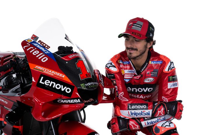 Francesco Bagnaia memutuskan menggunakan nomor start 1 alias angka 1 di MotoGP 2023