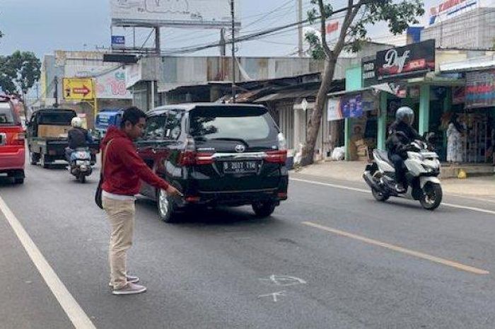Lokasi kecelakaan yang menewaskan Selvi Amalia Nuraeni di Jalan Raya Bandung, Kampung Sabandar, Desa Sabandar, Kecamatan Karangtengah, Kabupaten Cianjur.