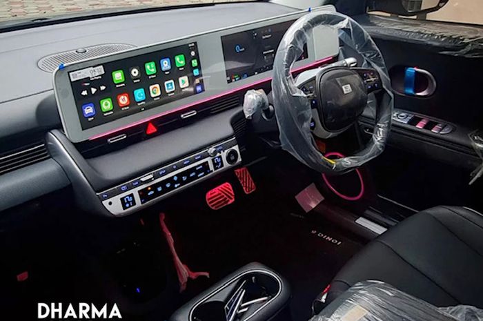 Interior mobil listrik Hyundai Ioniq 5 makin mewah dengan ambient lighting.