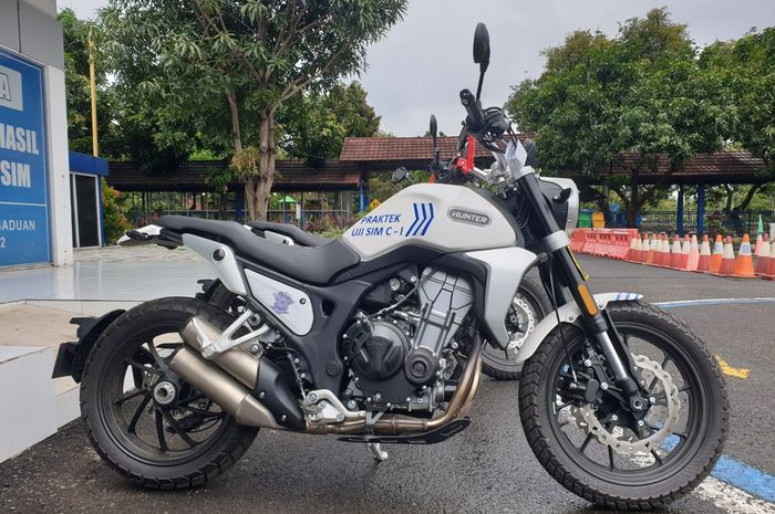 Hunter Scrambler SK 500 untuk ujian praktik SIM C1 di Satpas SIM Da'an Mogot, Jakarta Barat