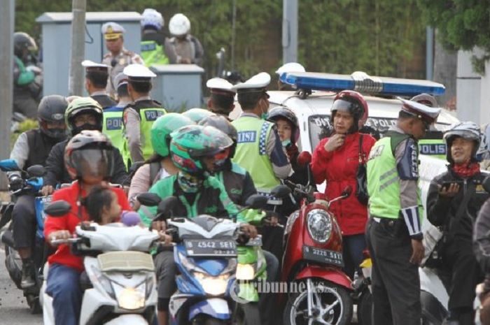 Ilustrasi razia polisi. Korlantas Polri gelar Operasi Keselamatan 2023 mulai hari ini.