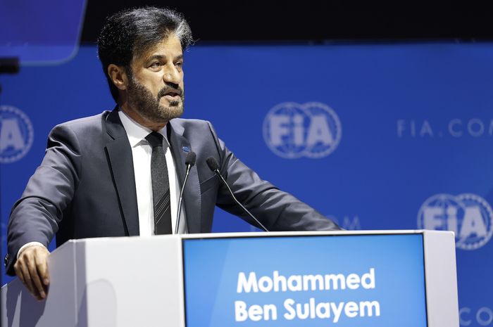 Presiden FIA Mohammed Ben Sulayem menjauh dari F1