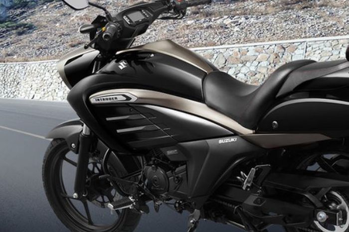 Bocoran motor baru Suzuki bergaya cruiser ala Harley-Davidson.