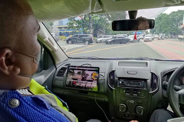 Penindakan E-TLE Mobile milik Polisi 