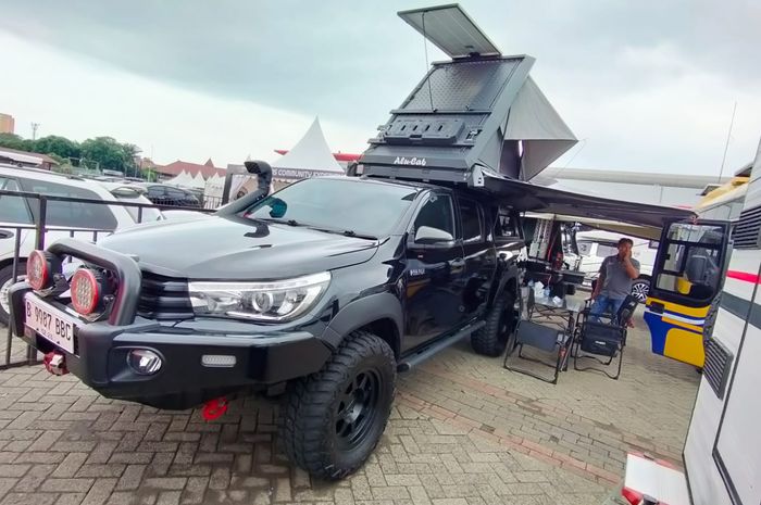 Modifikasi Toyota Hilux camper garapan Roma Autosport