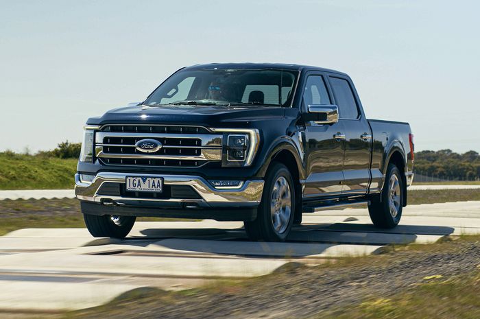 Mobil baru Ford F-150 resmi hadir di Australia dengan setir kanan.