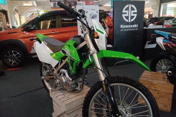 Kawasaki New KLX 150 bisa diboyong secara kredit di Yogyakarta.