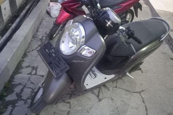 Honda Scoopy milik pelajar bernama Ruben Onsu (14) berhasil ditemukan Polisi setelah dicolong empat orang di Indramayu, Jawa Barat