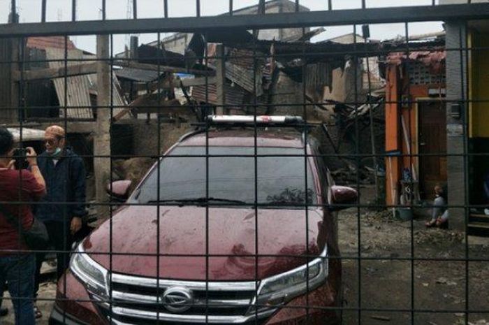 Daihatsu Terios selamat dari kemabakar dahsyat Depo Pertamina Plumpang