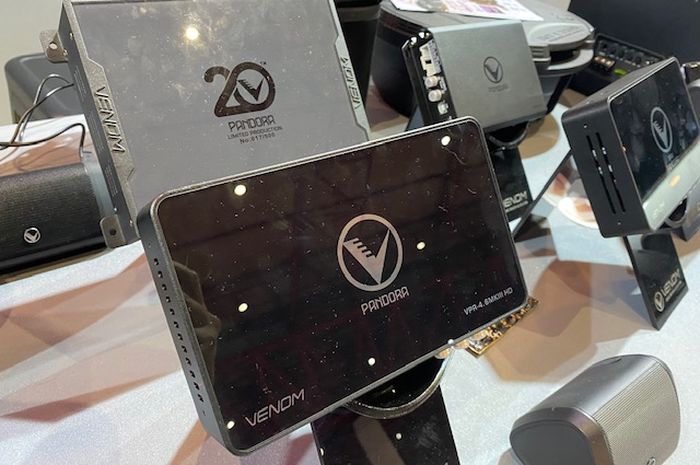 Digital Signal Processor merek Venom Pandora bisa mendongkrak audio standar mobil listrik.