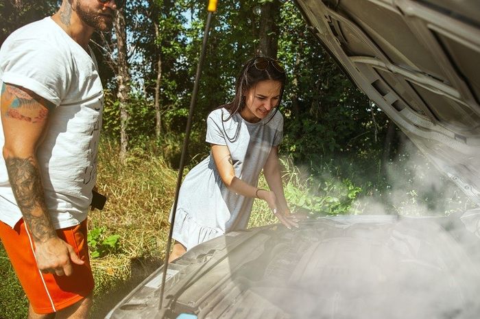 Mengatasi radiator mobil overheat