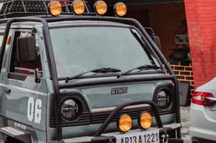Penampakan Suzuki Carry Bagong yang diubah jadi mobil off-road dengan mesin Suzuki Jimny.