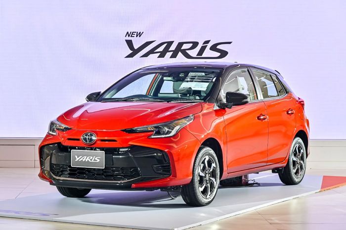 Toyota Yaris facelift telah meluncur sebagai mobil baru di Thailand.