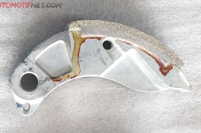 Ilustrasi kampas ganda yamaha lexi