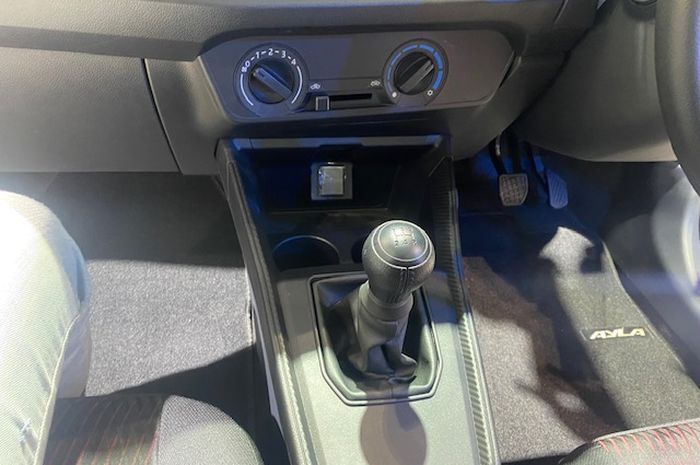 Transmisi manual pada Astra Daihatsu All New Ayla
